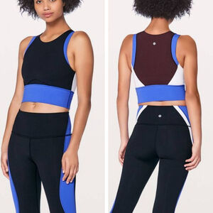 Lululemon Kick Serve Sweat Bra Black Blaze Blue Light Support women's size 8